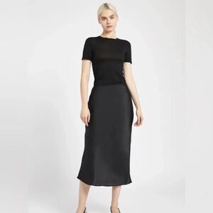 Because of Alice skirt